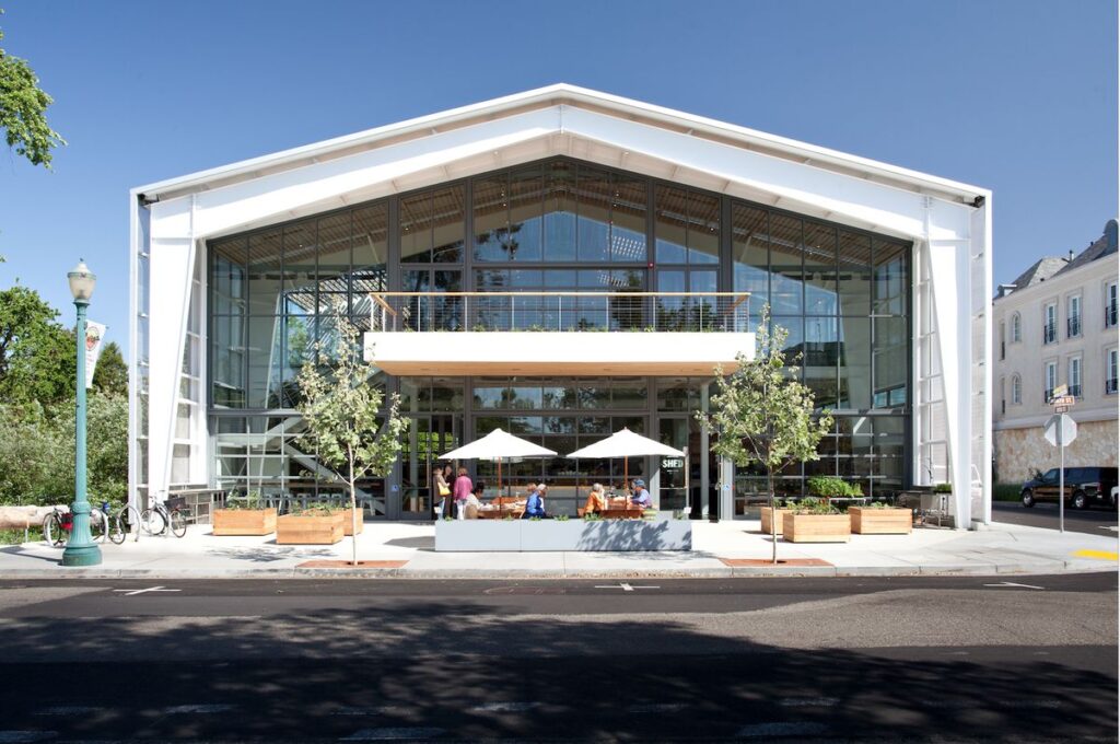 xây dựng nhà xưởng